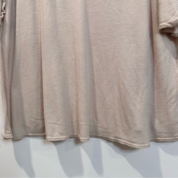 ๐๏ธ4 for 20$ / SfRD Ruffle Short Sleeve Tee / Beige / S - Picture 3 of 10